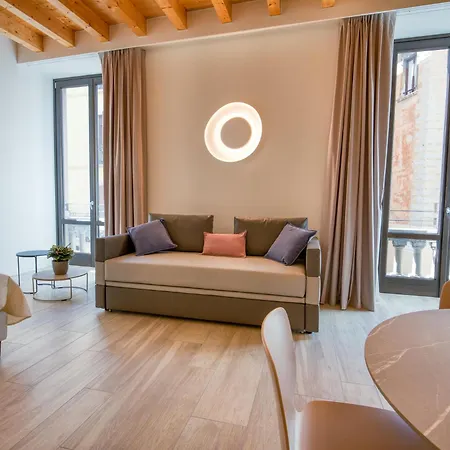 Residenza Dipiu Oda ve Kahvaltı Salò